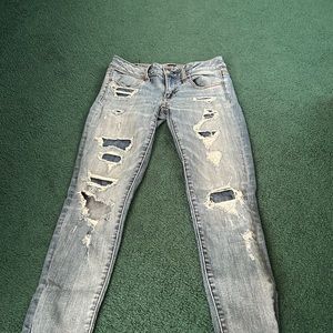 American eagle ripped jeans